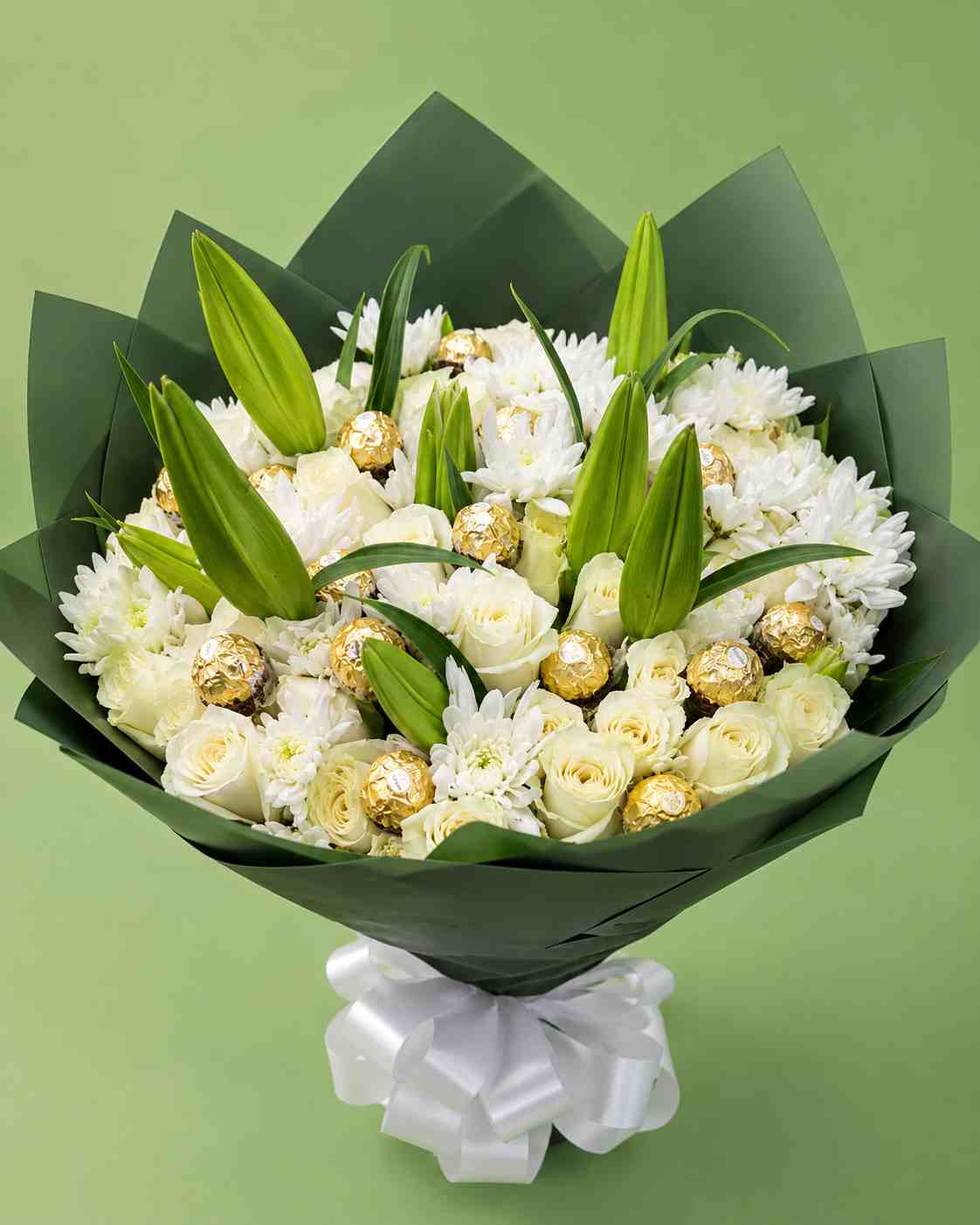 Large bouquet with chocolates